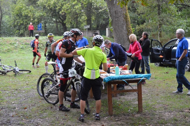 Raid Vtt Codep - La Landaise - 13-09-2015 - JL Vignoles (71) .JPG